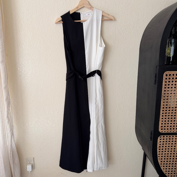 Black and White Two Tone Belt Dress - Picture 2 of 10